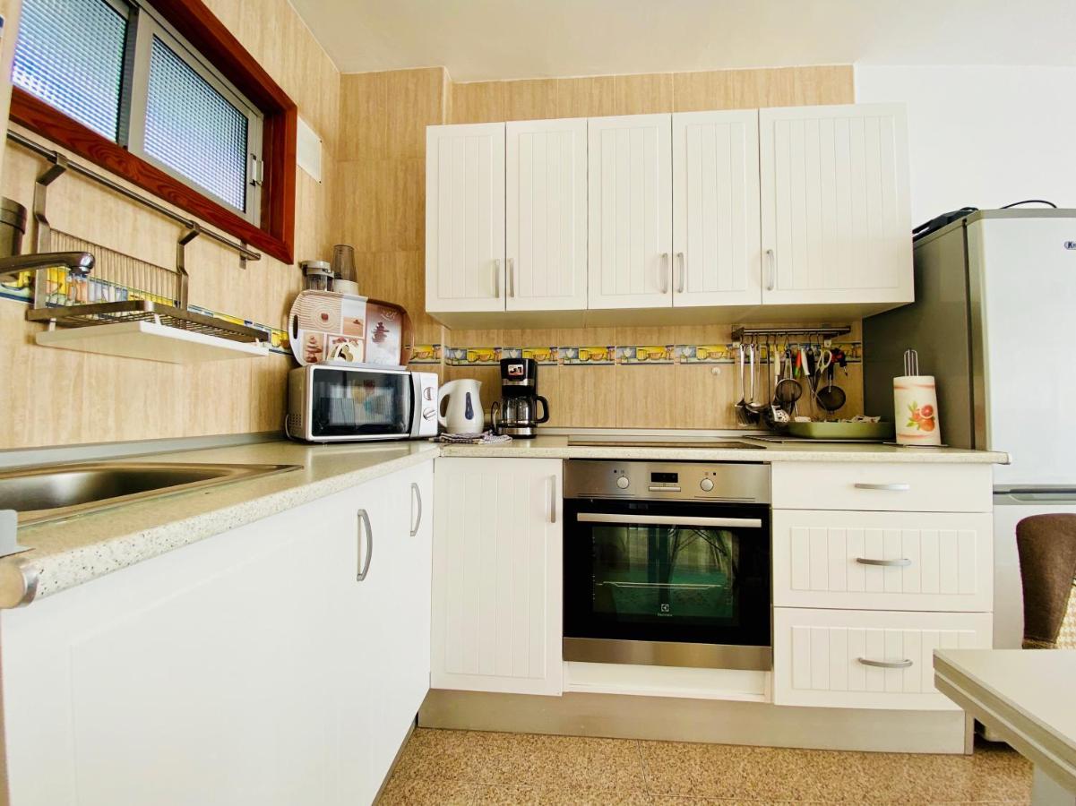 San Bartolomé Orange And White Apartment In Yumbo المظهر الخارجي الصورة